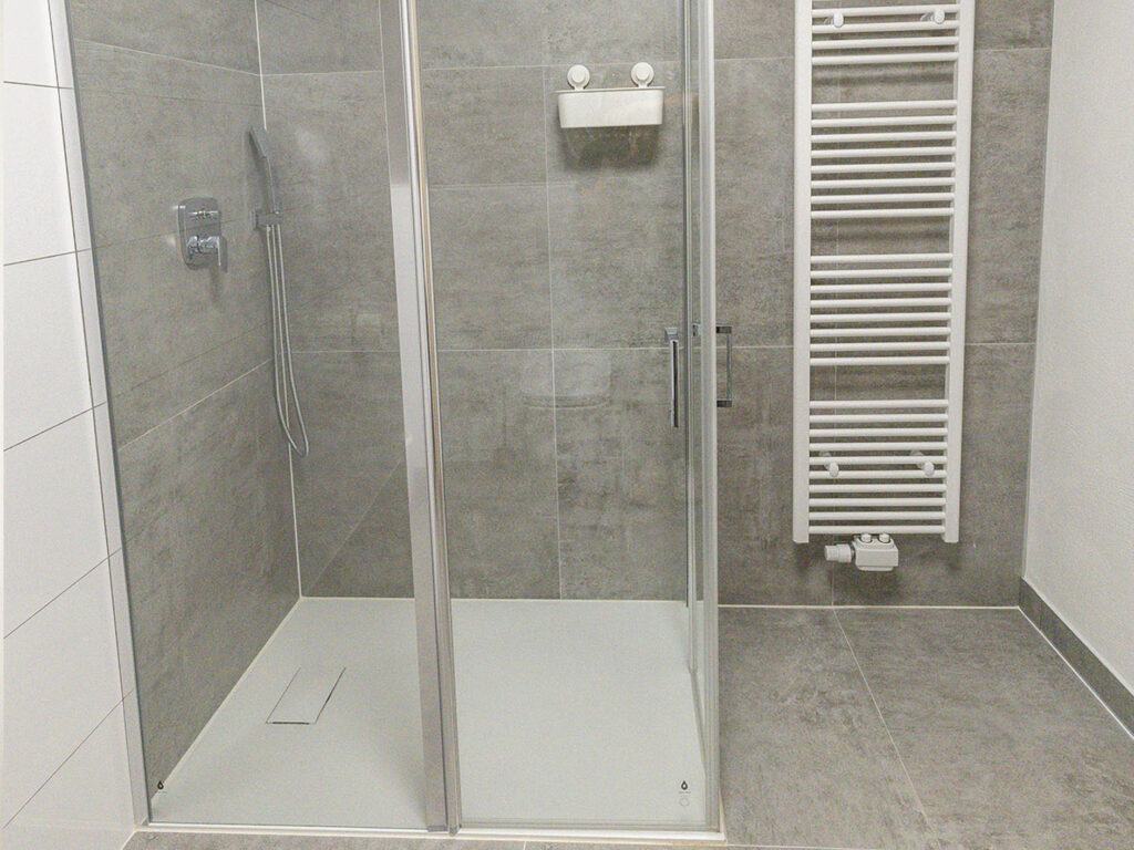 Blick in das Badezimmer im Sehusa Living Apartments in Seesen