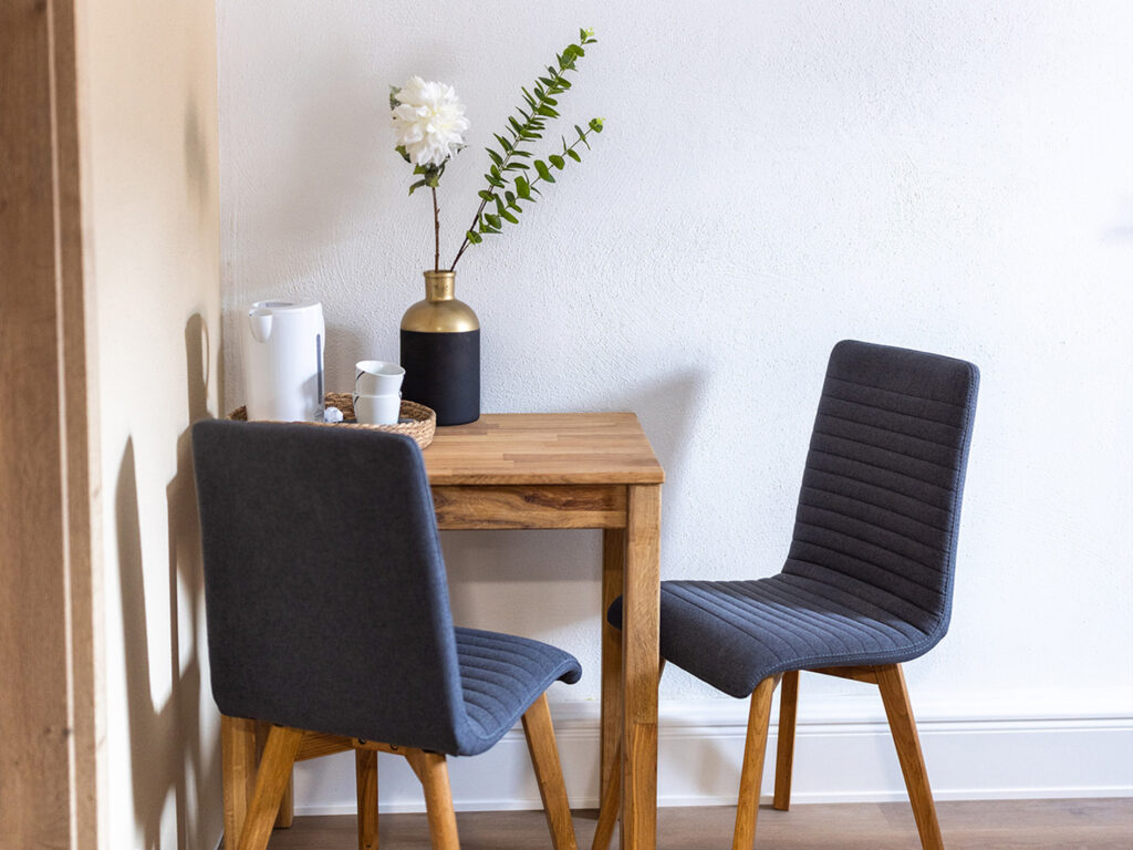 Blick in die Sitzecke im Sehusa Living Apartments in Seesen